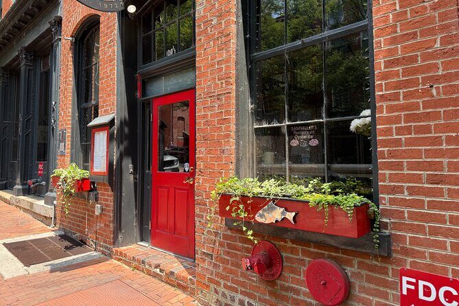 Richmond's Historic Market Food Tour with 5 Authentic Tastings - Practical Details and Tips