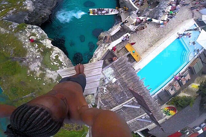 Rick's Cafe and 7 Mile Beach from Montego Bay - A Deep Dive into the Experience