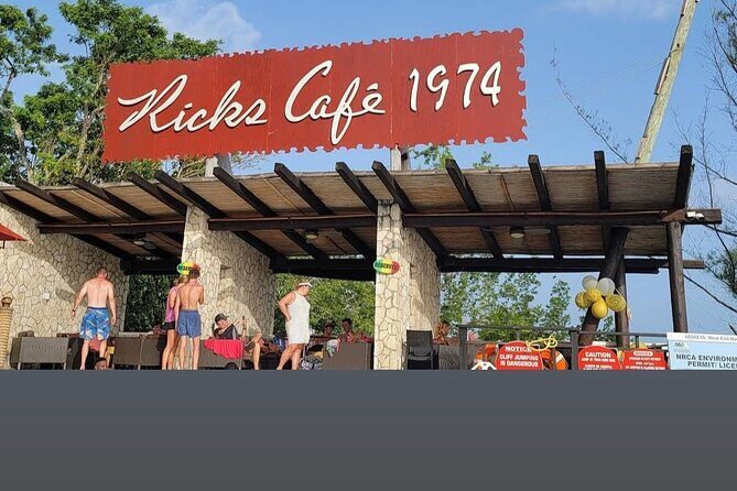 Rick's Cafe Cliff Diving and Sunset - Who Will Love This Tour?