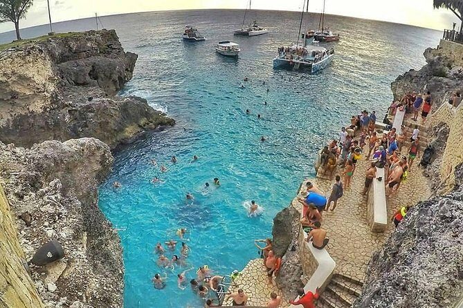 Ricks Cafe & Negril Highlights From Montego Bay - A Traveling Guide to the Ricks Cafe & Negril Highlights Tour from Montego Bay