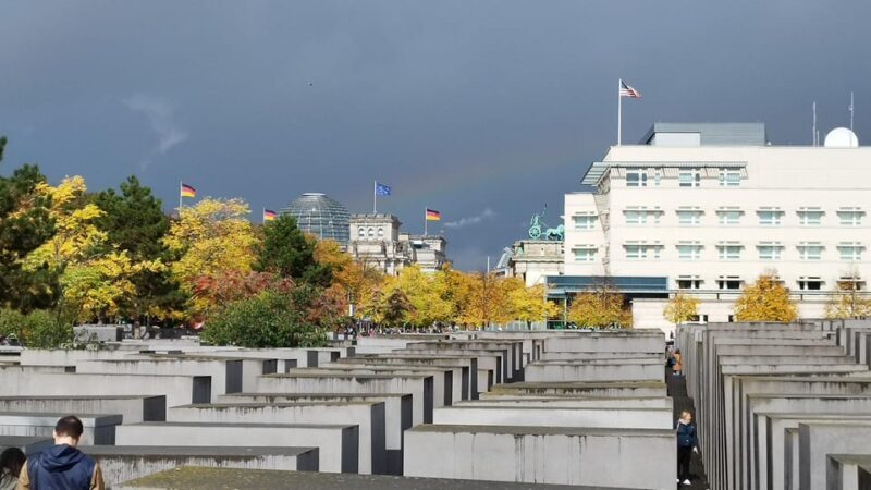 Rickshaw private driver, shared Guide Berlin Highlights - FAQ