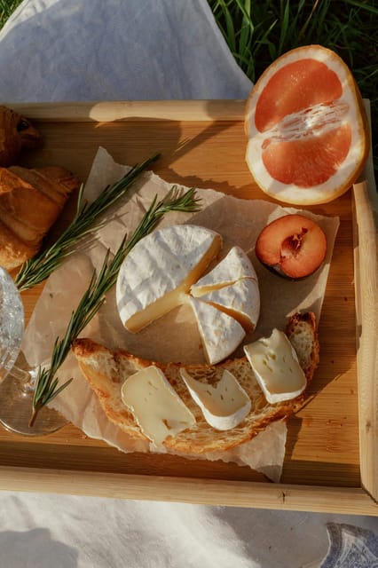 Ride a Motorboat Into the Sunset & Enjoy a Picnic - Frequently Asked Questions