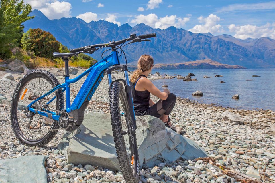 Ride to Riches: Arrowtown to Queenstown With Shuttle - Key Points