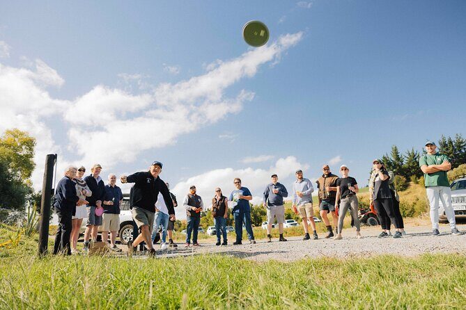 Ridgeway Disk Golf Robot Shooting Axe Throw - Key Points
