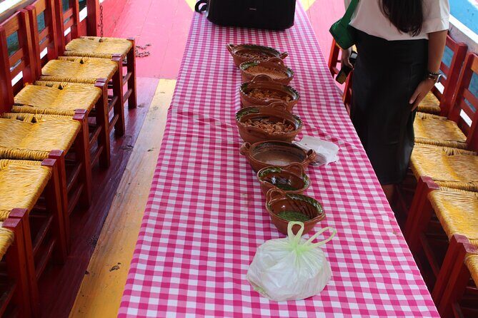 Riding Boats + Tacos+ Frida Kahlo's neighborhood (private tour) - Is It Worth the Price?
