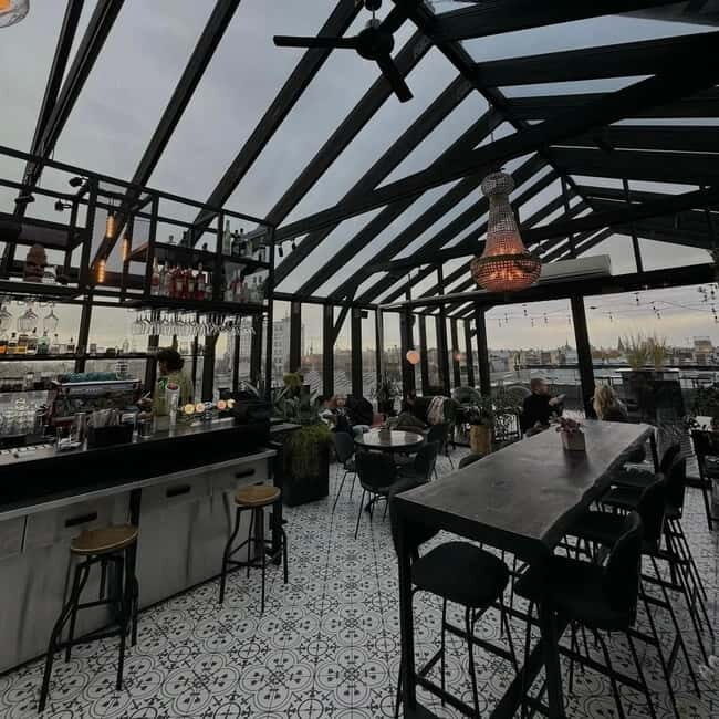 RIGA: Bar, Lounge & Rooftop Nightlife Tour - Meeting & End Points