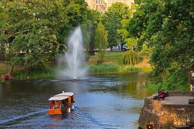Riga Canal and Daugava Boat Tour with Welcome Drink & Audio Guide - Who Would Enjoy This Tour?