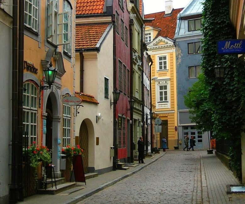 Riga Classical Old Town 2-Hour Walking Tour - The Sum Up