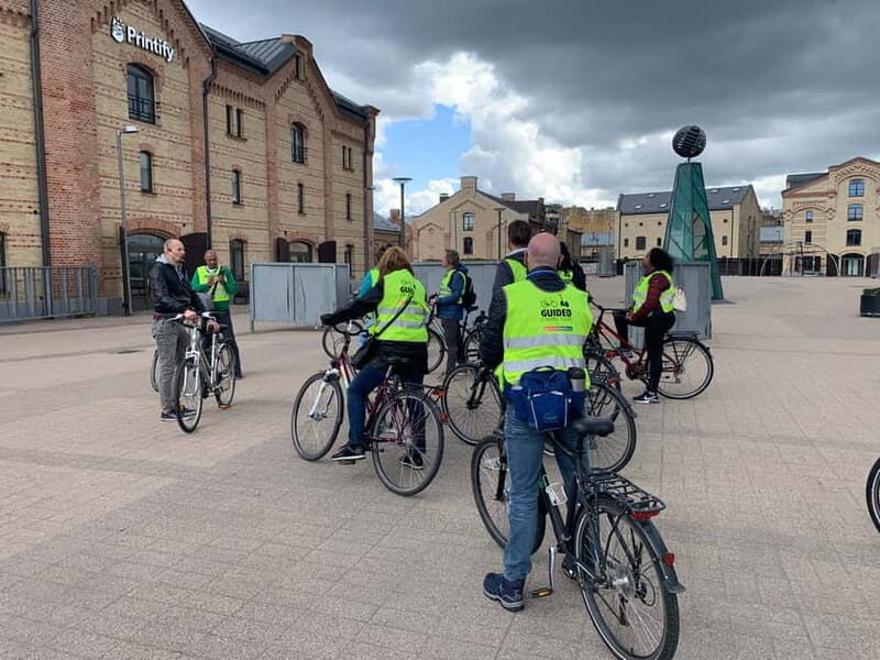 Riga: Guided City Highlights Bike Tour - Key Points