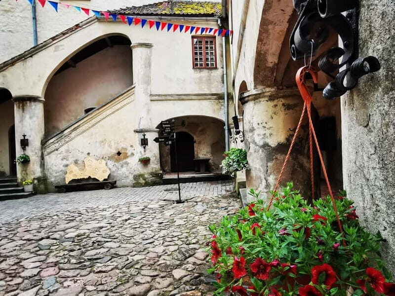 Riga: Nearby Manors and Castles Tour - Frequently Asked Questions