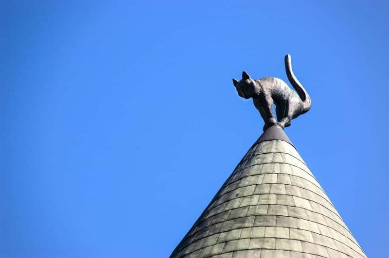 Riga: Old Town Walking Tour in a Small Group - Key Points