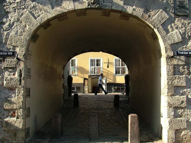 Riga: Old Town Walking Tour in a Small Group - A Practical Look at the Riga Old Town Walking Tour