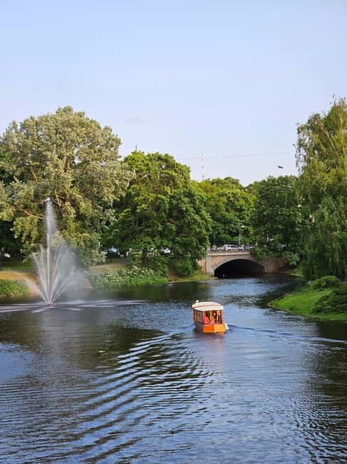 Riga: Private Boat Tour with Sparkling Wine - Key Points