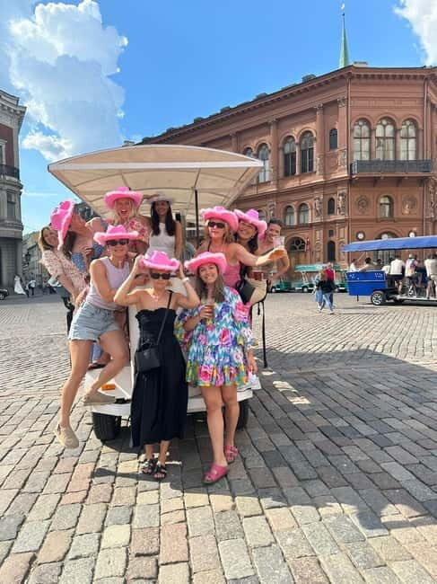 Riga: Prosecco Bike & Pub Crawl - Key Points