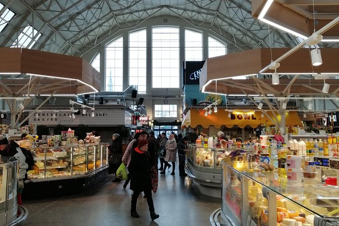 Riga Shore Excursion - Knowledgeable Guide Insights