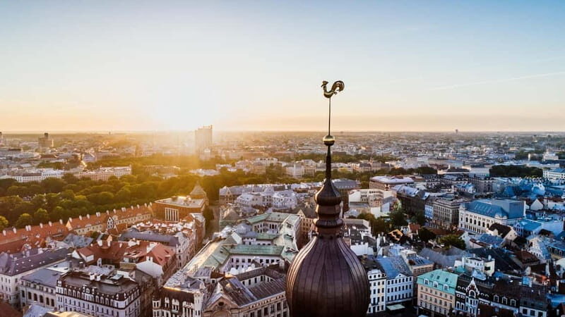 Riga: Yacht Tour with Medieval Banquet and Wine Tasting - Key Points