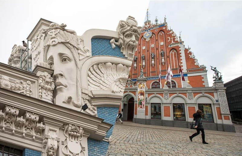 Riga's Old Center and Art Nouveau Tour - A Walk Through Riga’s Historic Heart