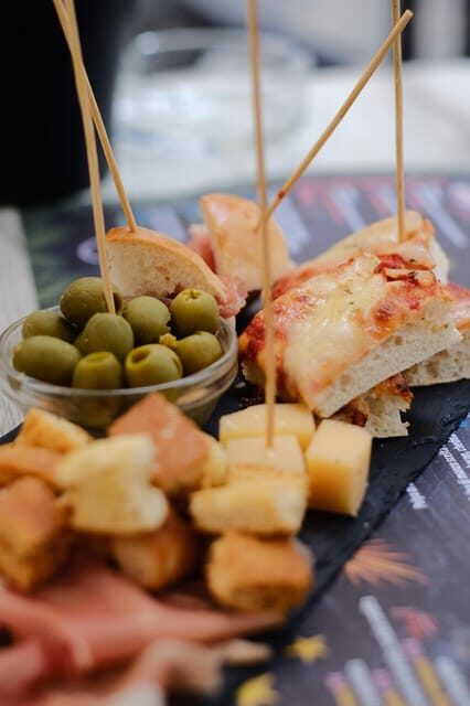 Rimini: Aperitivo & Street Food Tour Delights with a Local - What’s Included and What’s Not