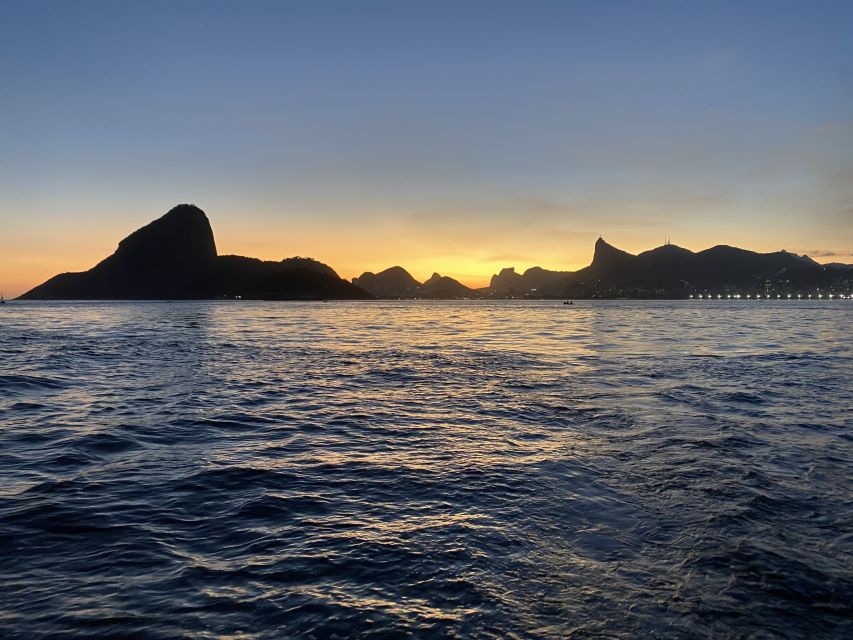 Rio De Janeiro: Sunset Sailboat Tour With Open Bar - Detailed Tour Description