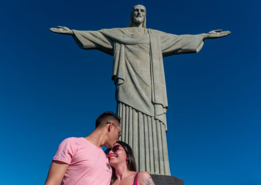 Rio Essential: the 3 Must-See Tourist Attractions - Christ the Redeemer