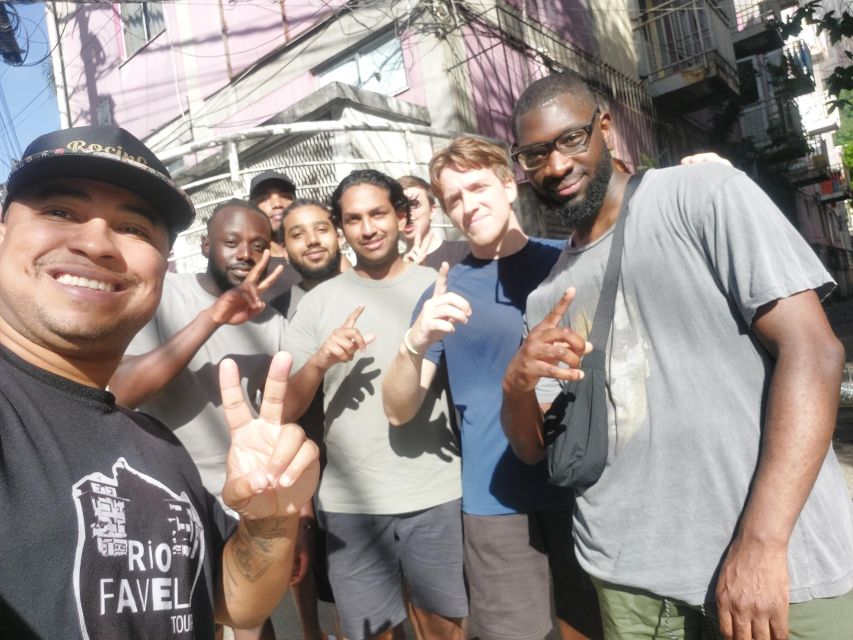 Rio Favela Tour - Meet Your Local Guide