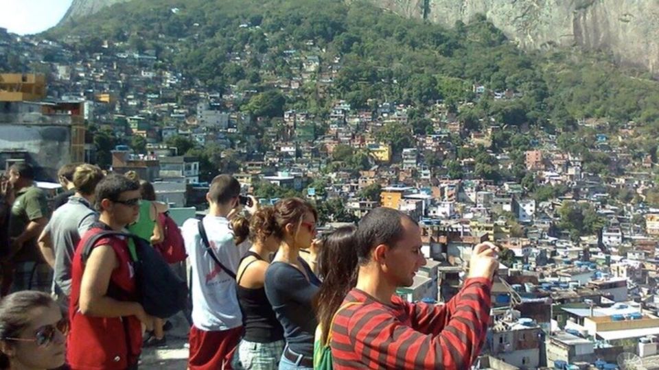 Rio: Favela Walking Tour of Rocinha With a Resident Guide - Cultural Insights