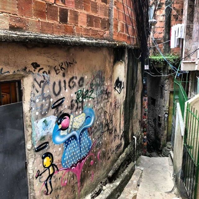 Rio: Rocinha Favela Guided Walking Tour With Local Guide - Tips for a Great Experience