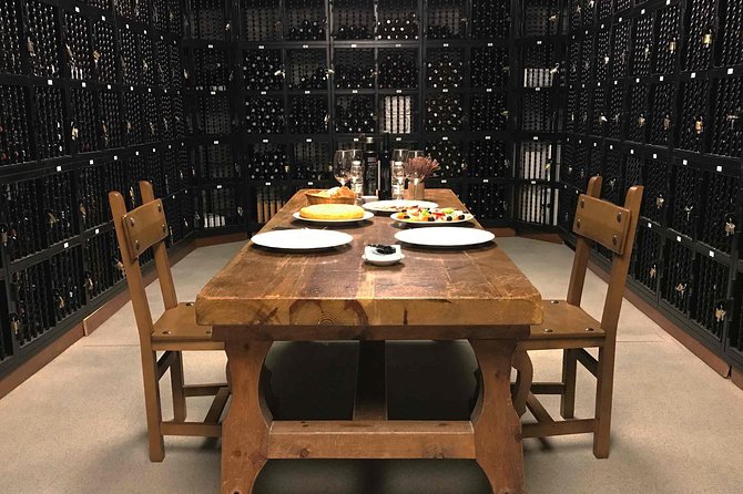 Rioja Wineries and Laguardia Tour With Picnic From San Sebastian - Exploring Laguardia