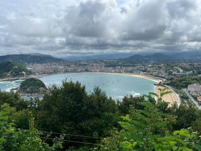 Rioja Wineries VIP Tour - Culinary Experiences