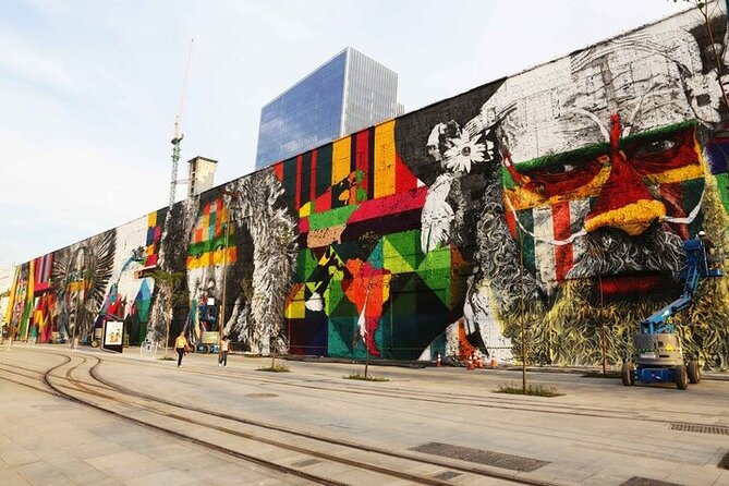 Rios Downtown Walking Tour: Unveiling Rich History and Landmarks - Meeting and Transportation