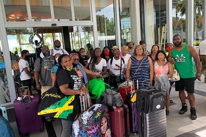 Riu Negril Airport Transfers - Key Points  