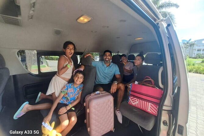 Riu Negril Private Airport Transfer from Montego bay - What to Expect from the Riu Negril Private Airport Transfer