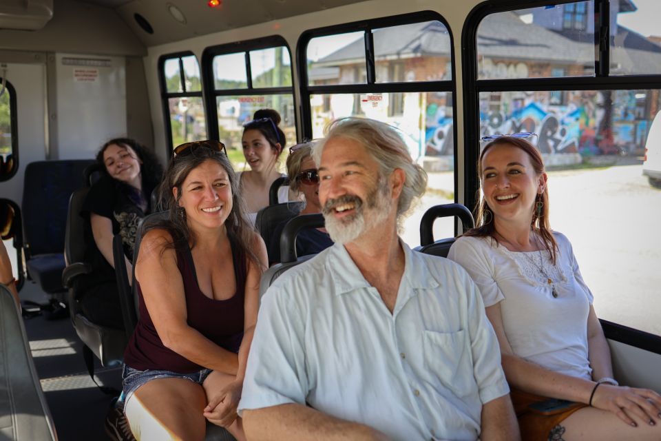 River Arts District & Downtown Mountain Mural Tour - Key Points