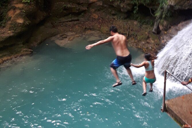 River Tubing and Blue Hole Private Tour from Ocho Rios - A Closer Look at the Tour Experience