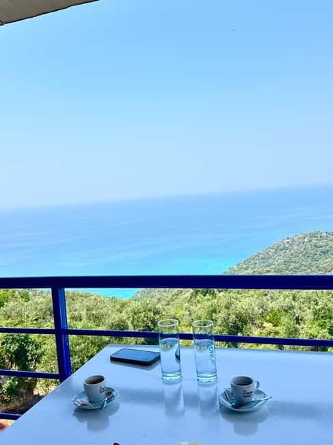 Riviera Highlights: Views, History & Beach Time - An Overview of the Experience