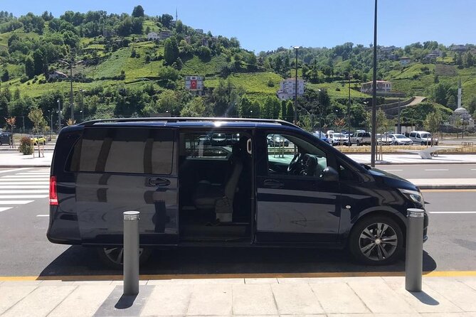Rize Private Airport Transfer Round Trip to Çamlıhemşin and Ayder - Vehicle Features
