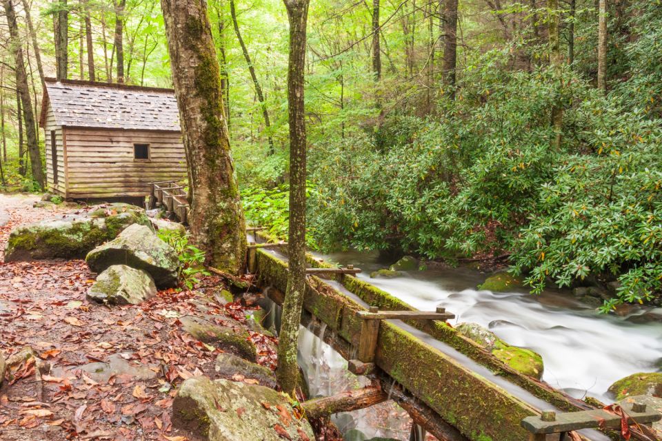 Roaring Fork Trail Self-Guided Driving Audio Tour - Taking in Historical Sites