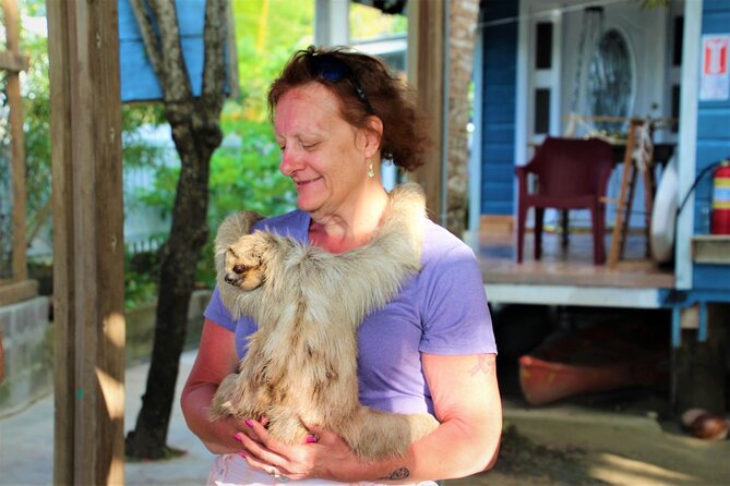 Roatan Excursion: City Tour / Plus Sloths and Monkey Hang Out - Tips for Your Visit