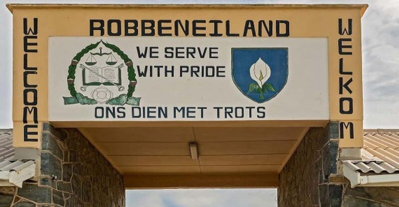 Robben Island and Table Mountain Full-Day Tour in Cape Town - Historical Significance