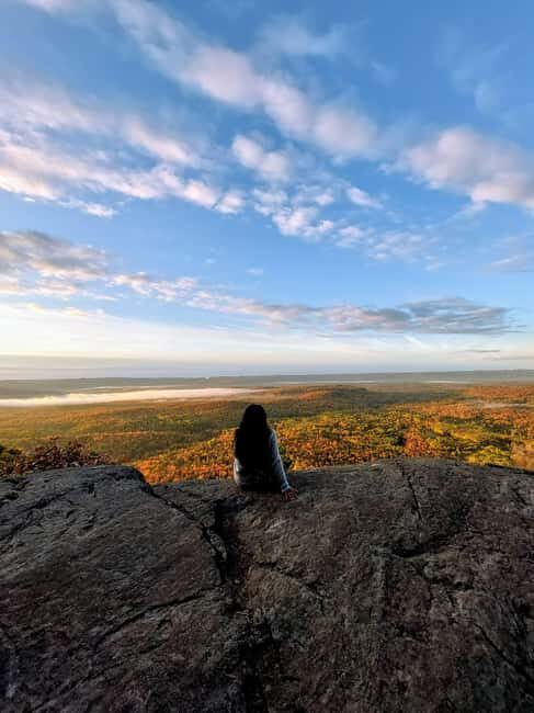 Robertson Cliffs: Where Falcons Fly Guided Hike - An In-Depth Look: What to Expect from Your Hike