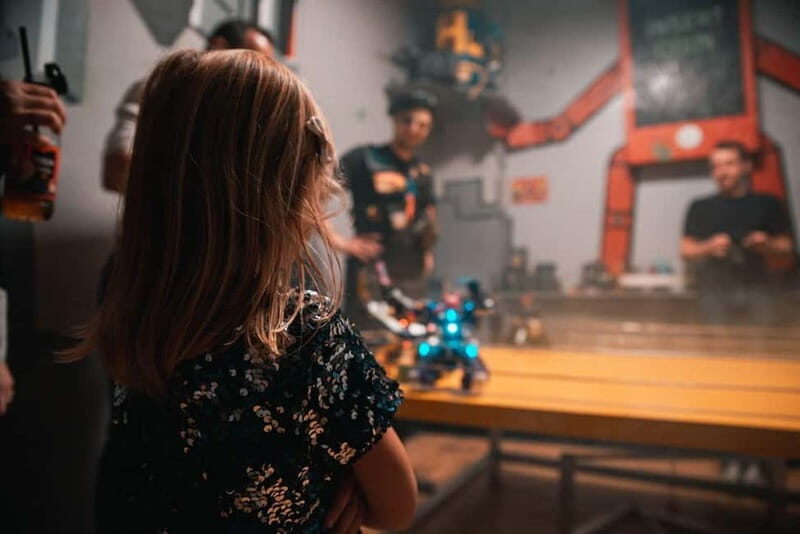 Robot Fight by Fun Arena in the centre of Prague - Key Points