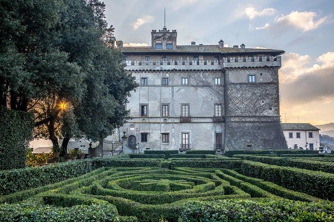 Roman Castles and Gardens - Inclusions and Amenities