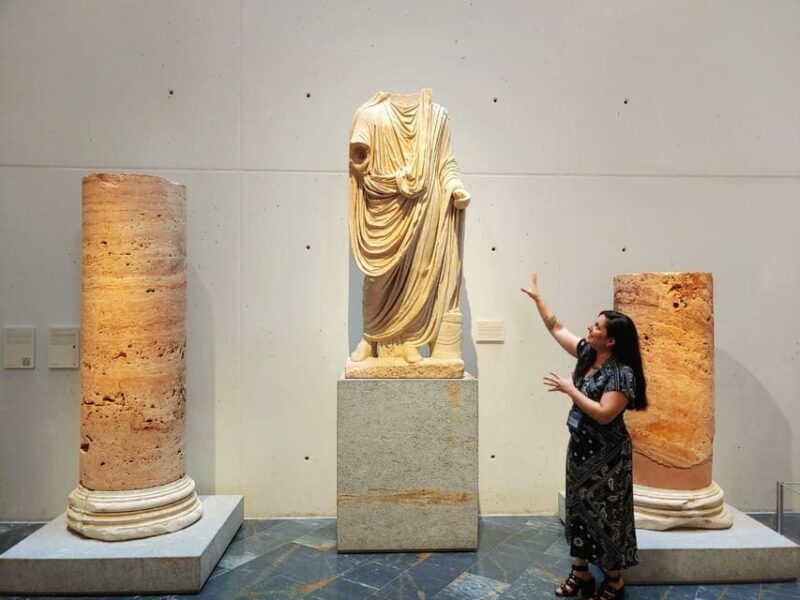 Roman Echoes: An Archaeologist's Journey Through Cartagena - Key Points  
