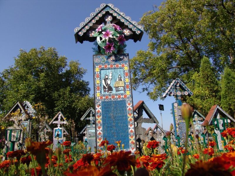 Romania: Private 12 Days Tour With Bed and Breakfast - Accommodation and Meals