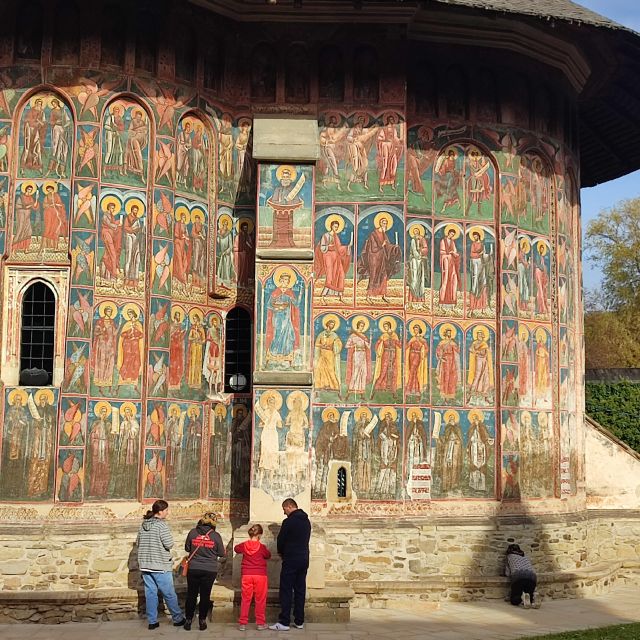 Romania: Private 12 Days Tour With Bed and Breakfast - Travel Tips