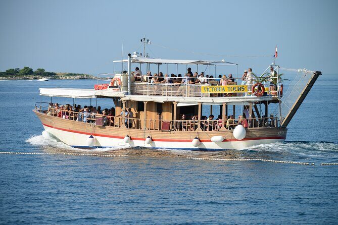 Romantic Boat Trip with Dolphin Watching - Discover the Charm of the Romantic Boat Trip with Dolphin Watching