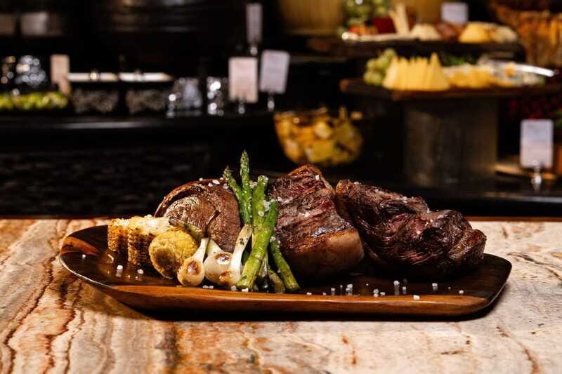 Romantic Dinner at Bovinos Steakhouse - Who Should Consider This Dinner?