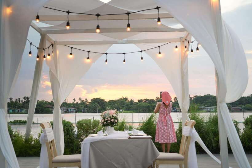 Romantic Dinner - Kalanan Riverside Resort - Key Points