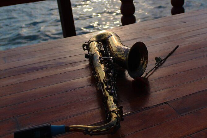 Romantic Dinner Touring the Nichupté Lagoon in Galeón - FAQs