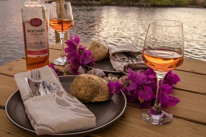 Romantic Floating Picnic Experience - What Is the Romantic Floating Picnic Experience?